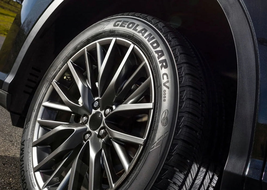 Yokohama Geolandar CV G058 225/55R17 97V BW All Season Tire