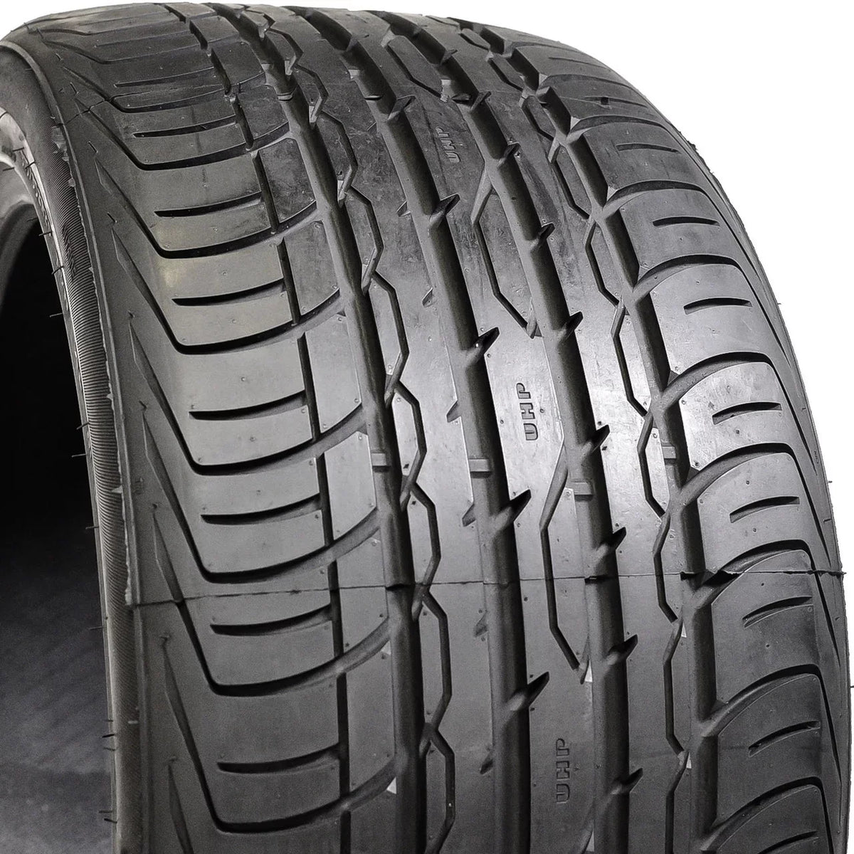 Zenna Sport Line 225/45ZR18 95W Fits: 2011-15 Chevrolet Cruze LTZ, 2012  Camry XLE