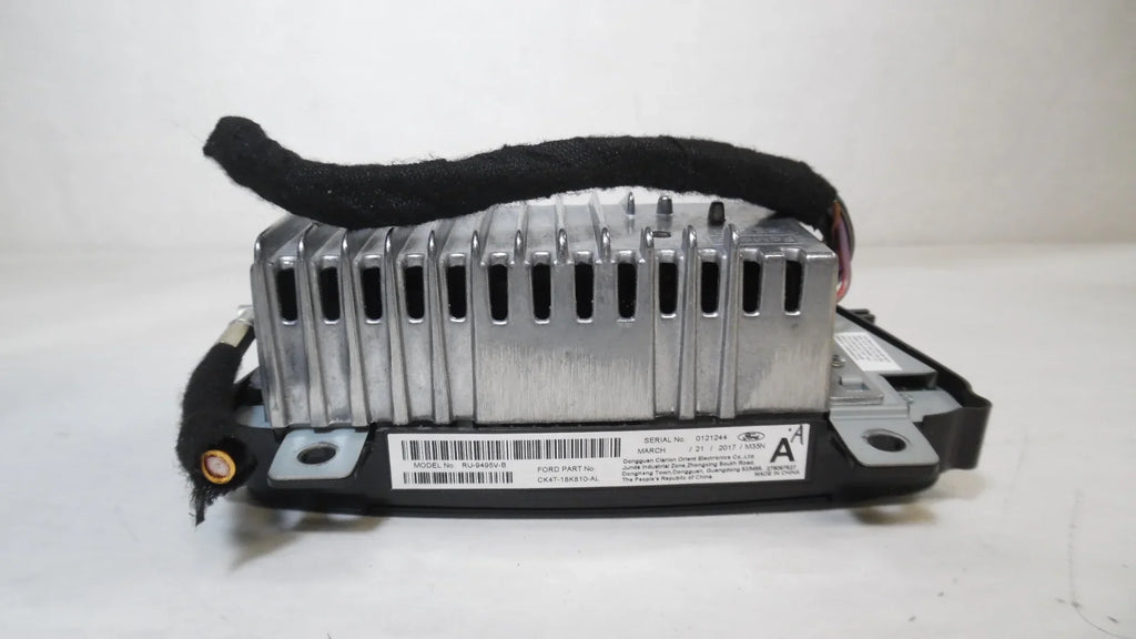 Pre-Owned 2016-2019  Transit 250 AM-FM Radio Receiver w/ Control Panel & Display OEM (Good)