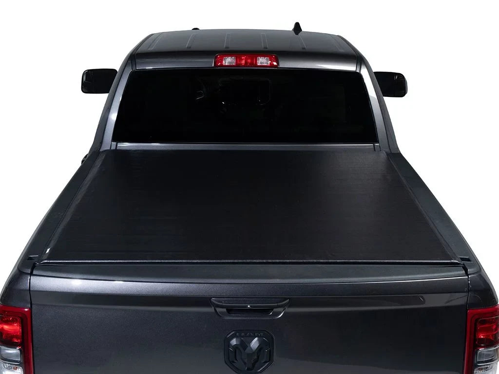 Gator by RealTruck ETX Soft Roll Up Truck Bed Tonneau Cover | 53109 | Compatible with 2014 - 2018, 2019 Ltd/Lgcy Chevy/GMC Silverado/Sierra 5' 9" Bed (69.3'')