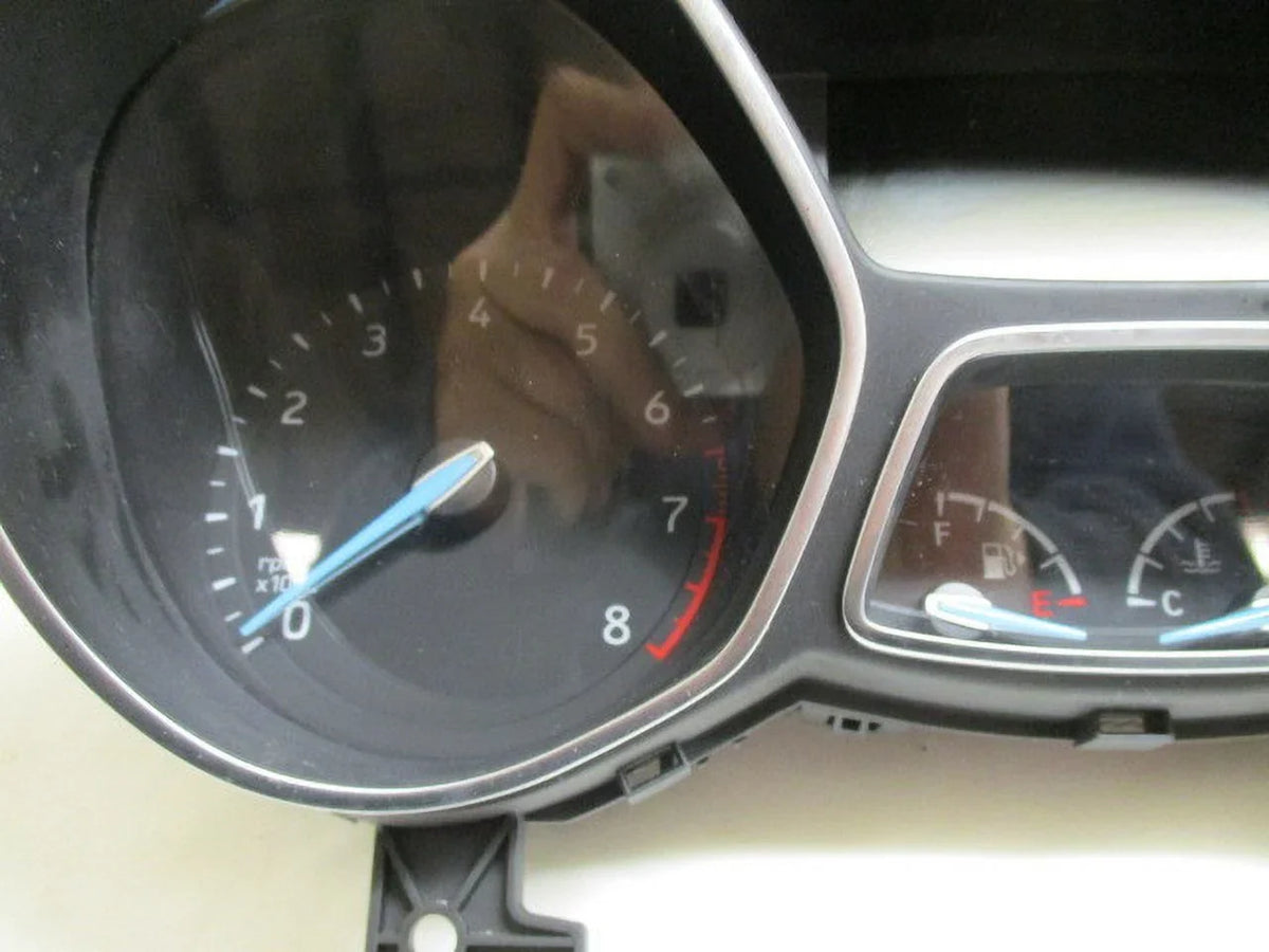 Pre-Owned 2017 2018  Focus Speedometer Speedo Cluster MPH 19K OEM LKQ (Good)